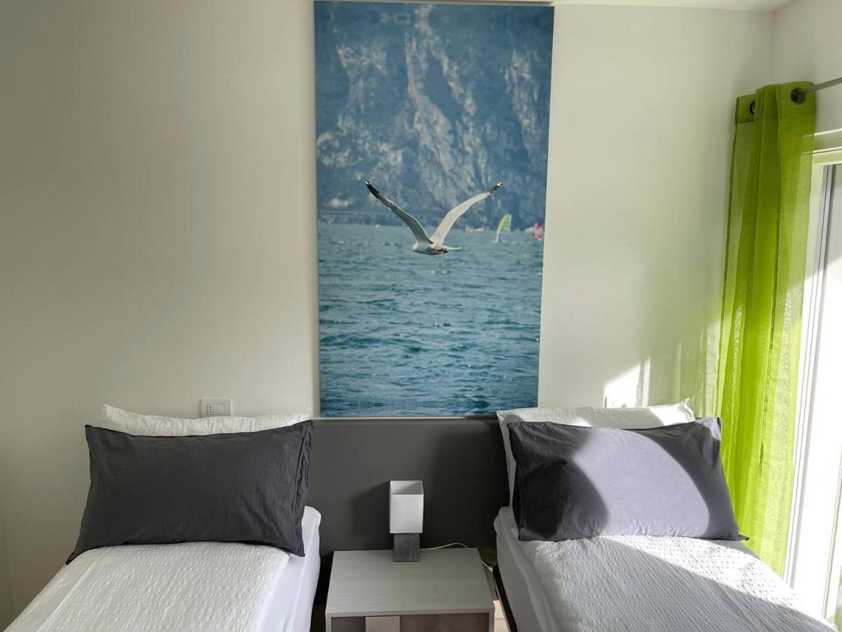 Le Terrazze Living Apartment Riva del Garda Exterior photo