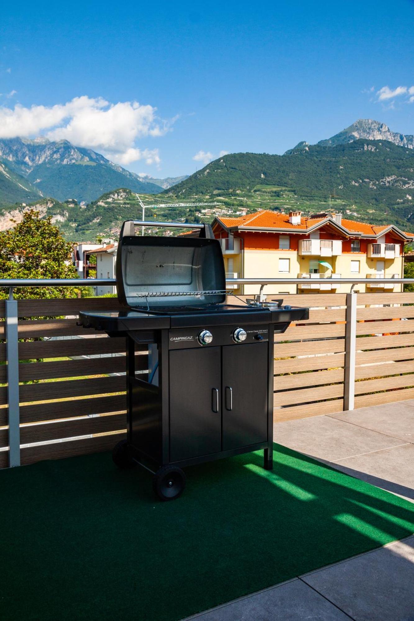 Le Terrazze Living Apartment Riva del Garda Exterior photo