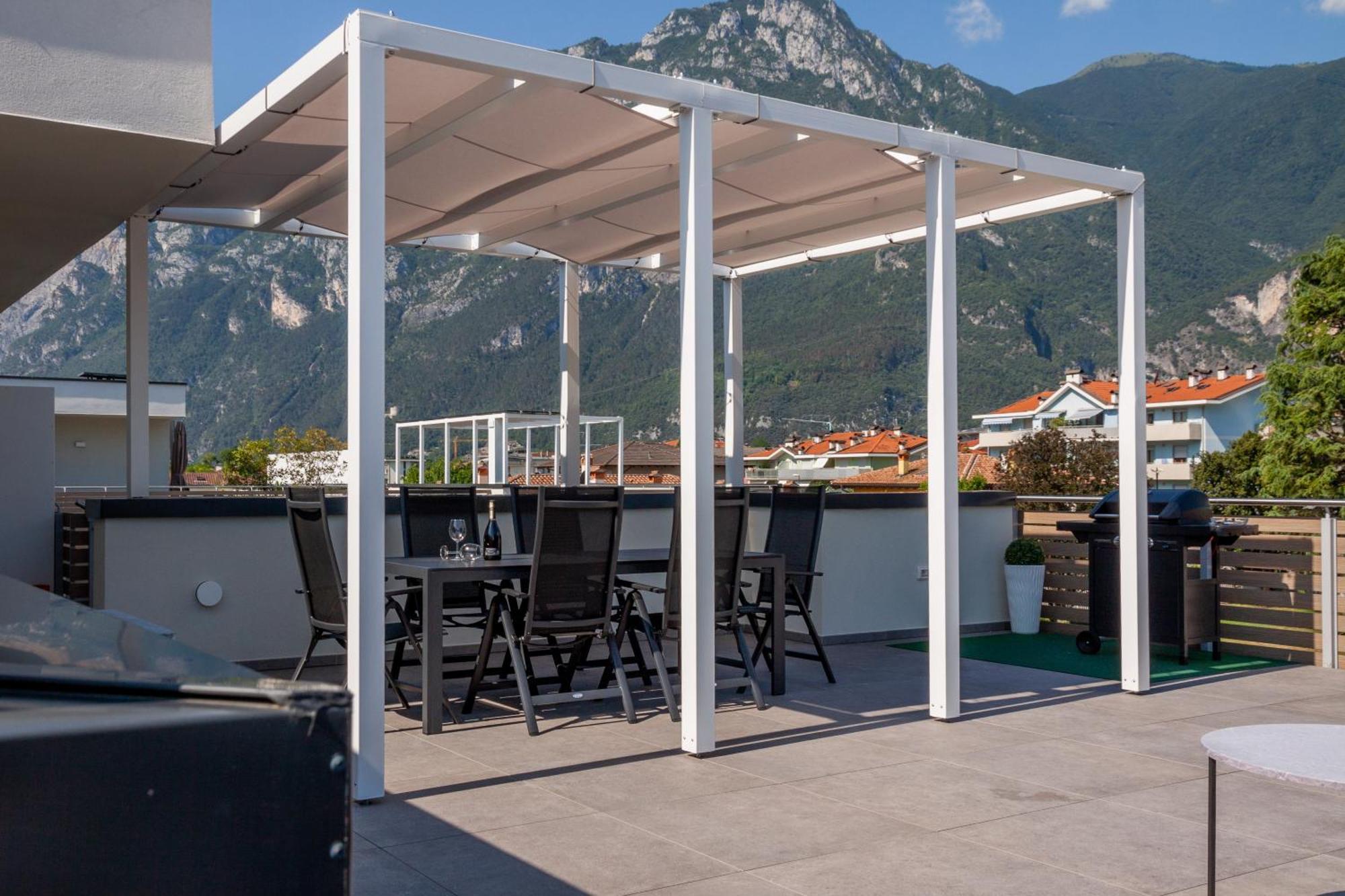 Le Terrazze Living Apartment Riva del Garda Exterior photo
